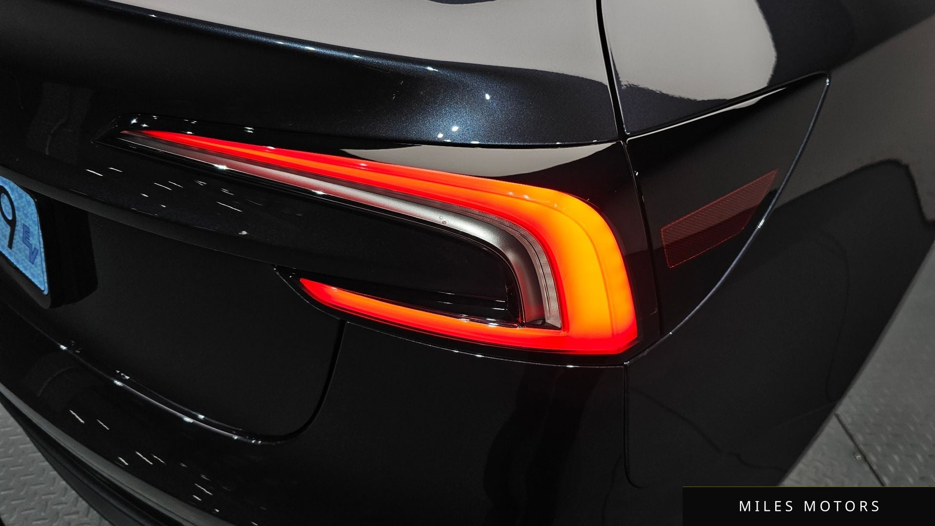 Tesla Model 3 2025 — миниатюра 8