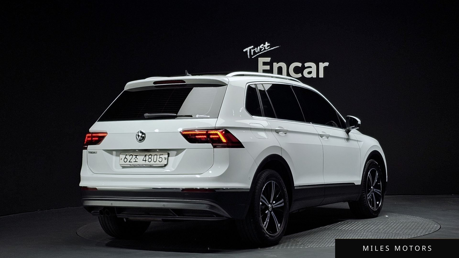 Volkswagen Tiguan 2018 — фото 1 из 12