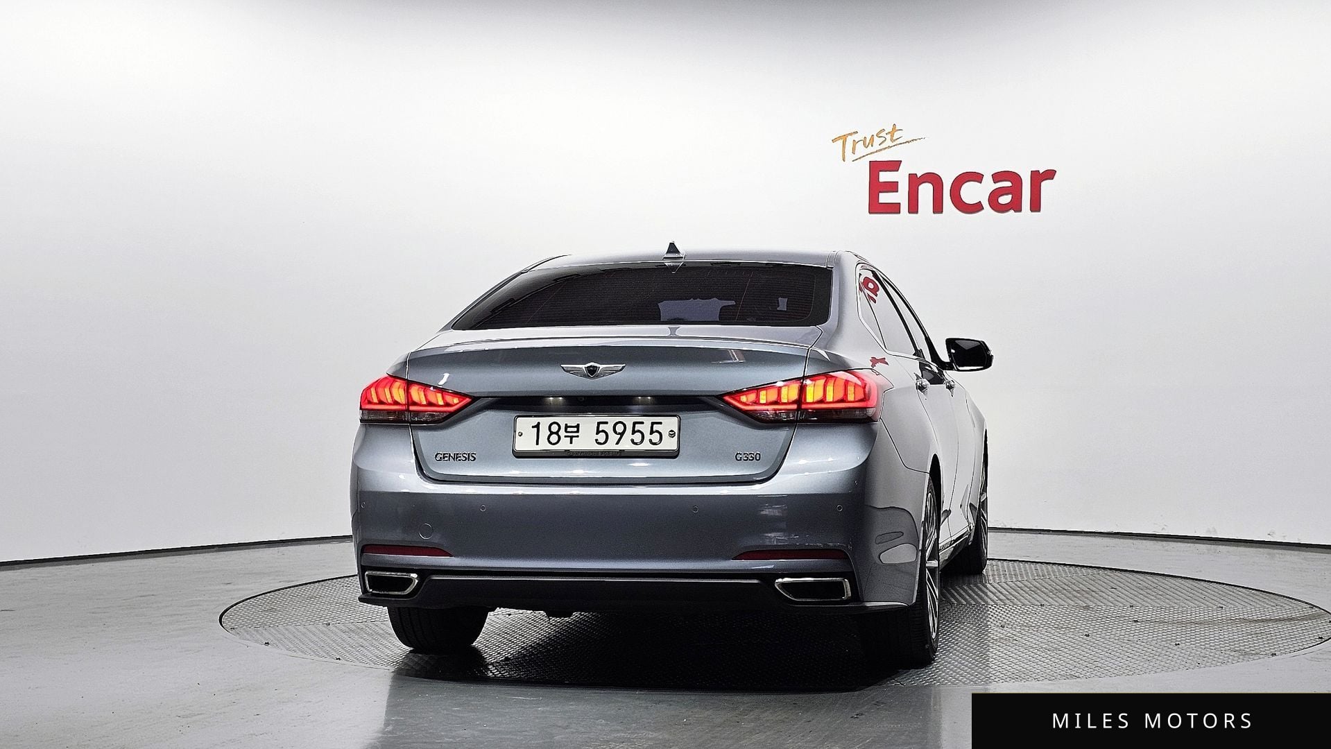 Hyundai Genesis 2015 — миниатюра 3