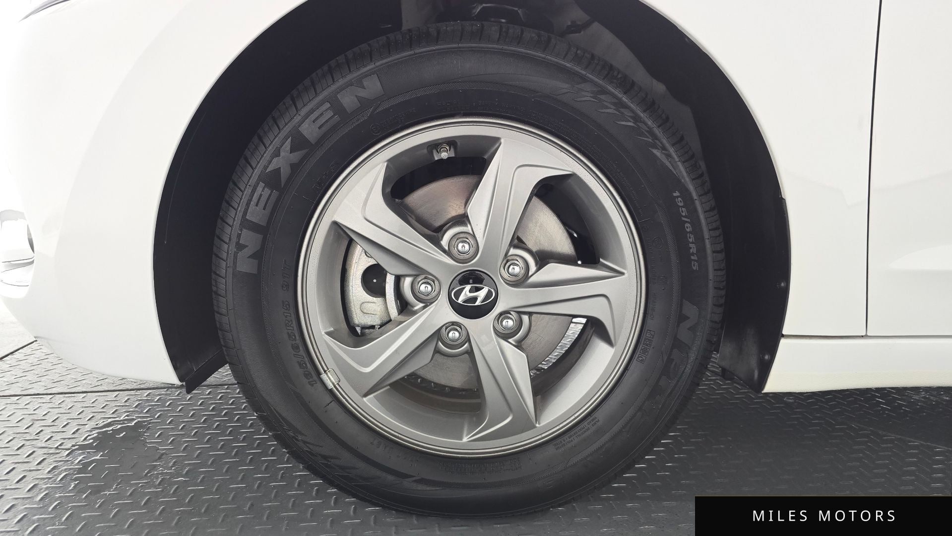 Hyundai AVANTE 2016 — миниатюра 4