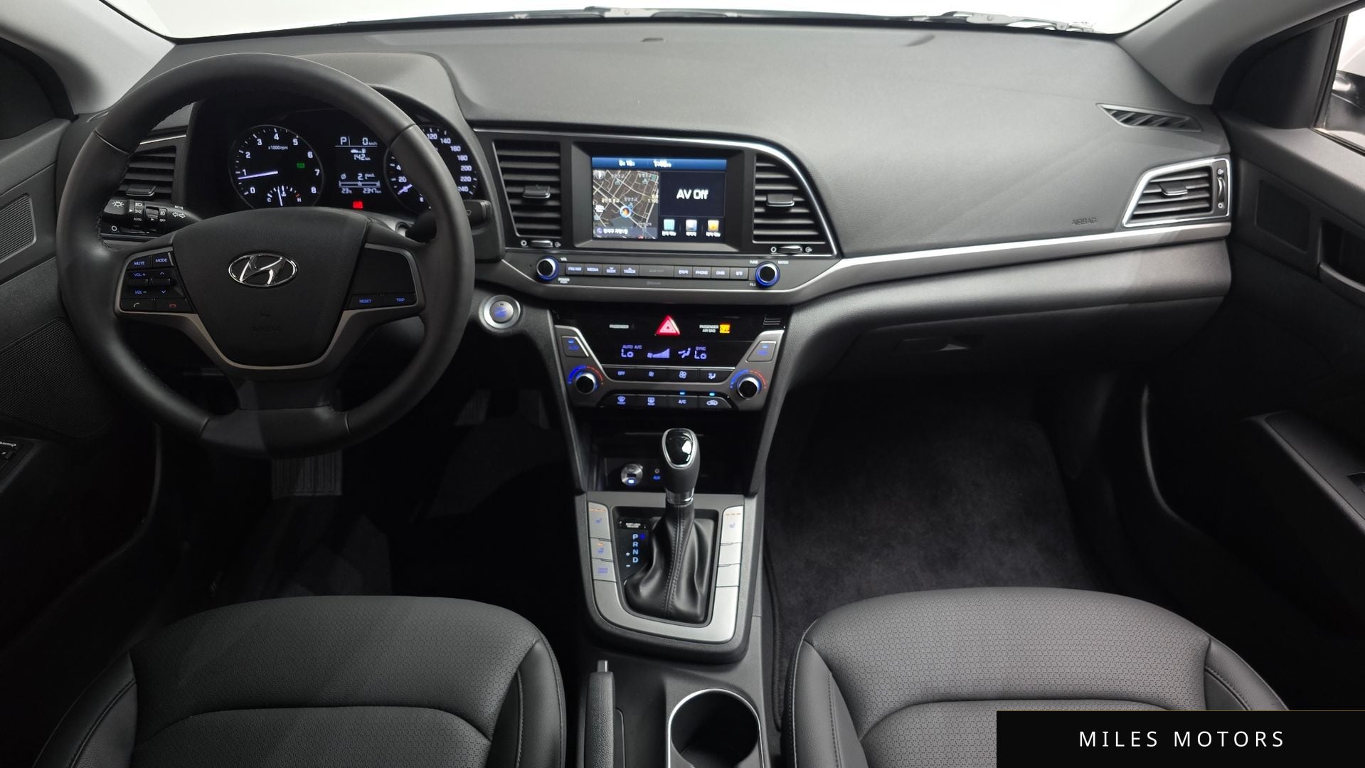 Hyundai AVANTE 2016 — миниатюра 9