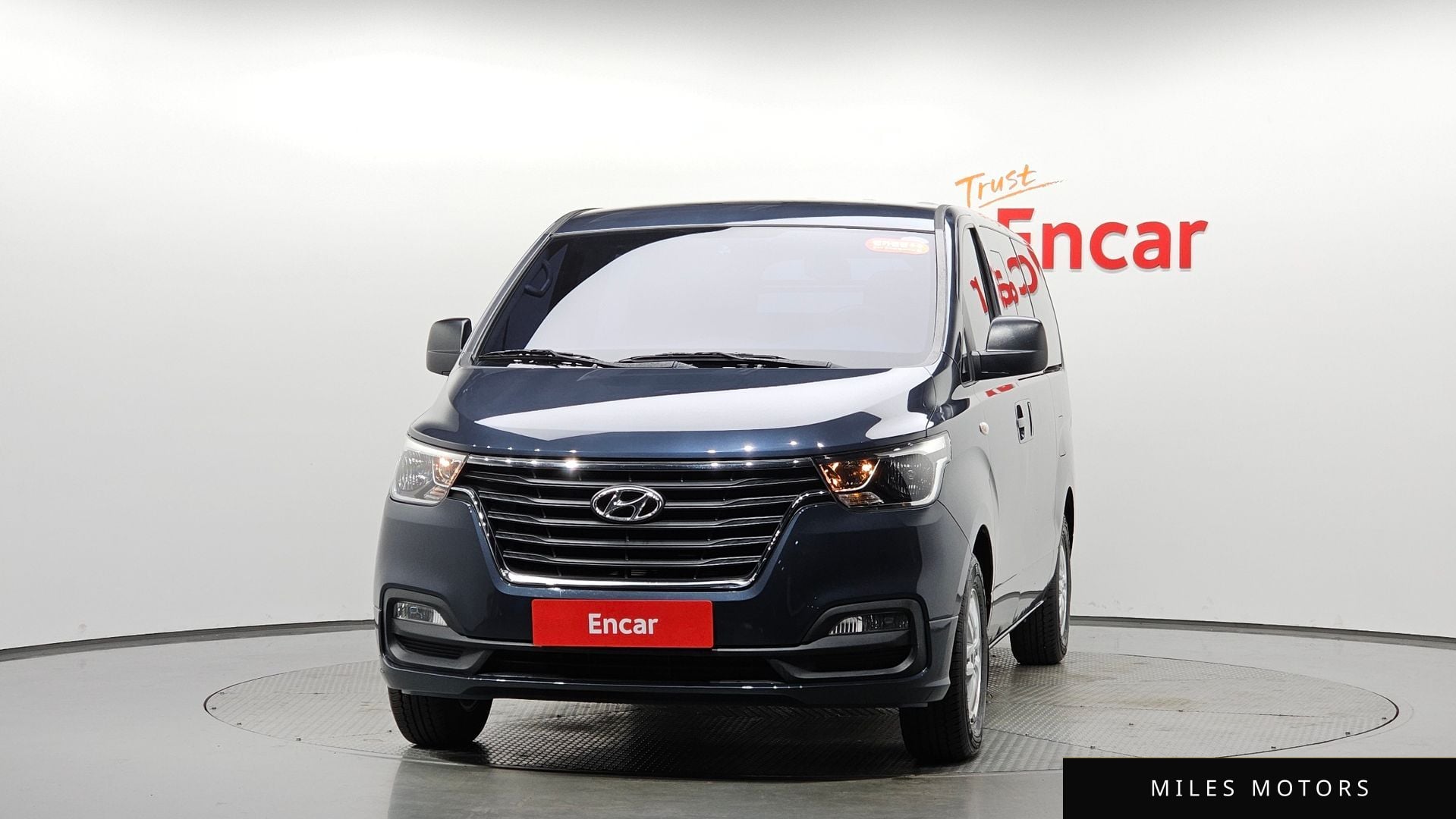 Hyundai Starex 2019 — миниатюра 2