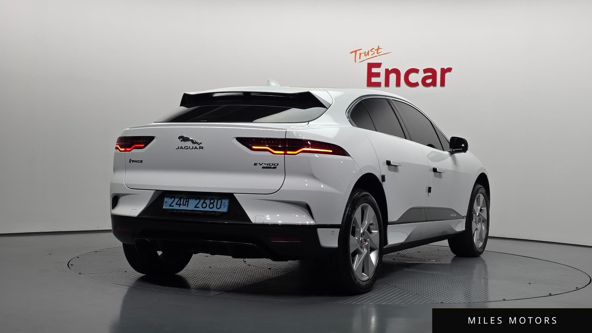 Jaguar I-PACE 2020 — миниатюра 2