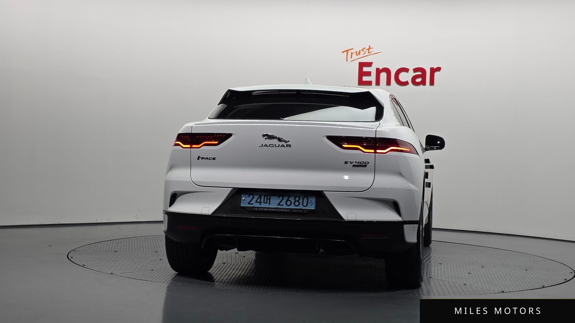 Jaguar I-PACE 2020 — миниатюра 4