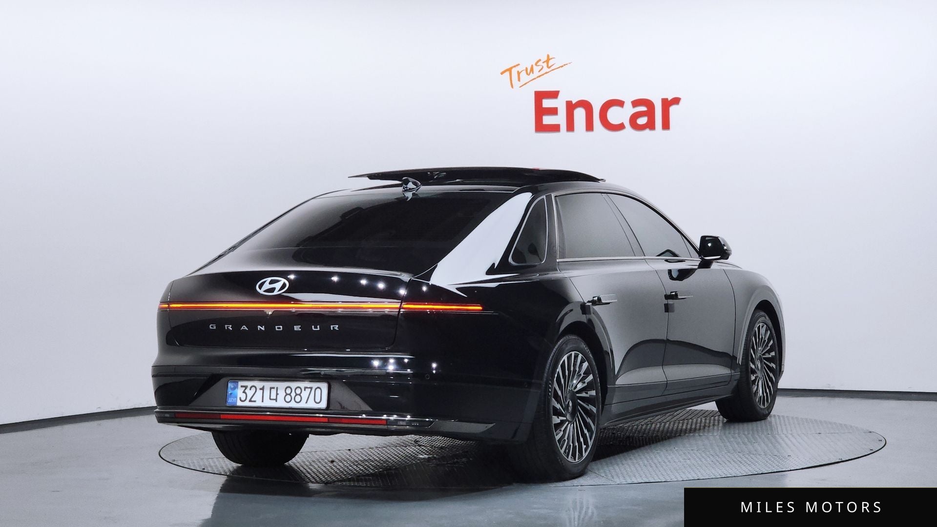 Hyundai Grandeur 2023 — миниатюра 2