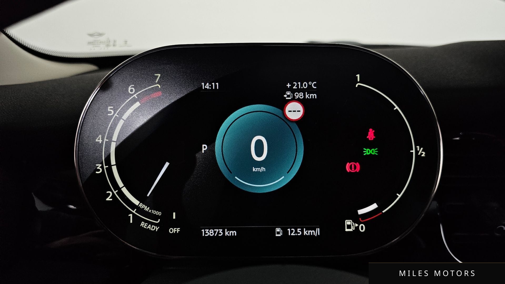 MINI Cooper 2024 — миниатюра 11