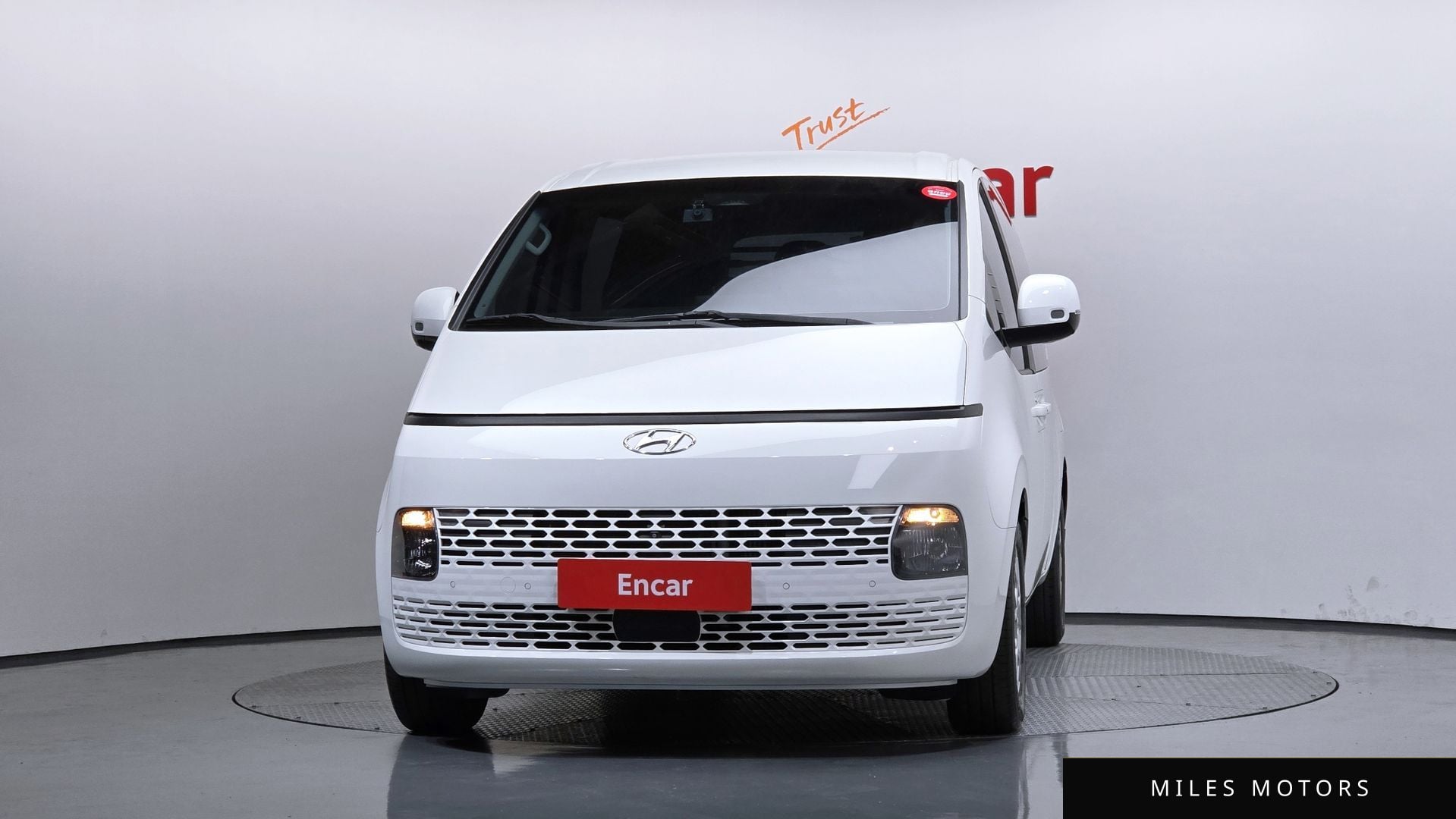 Hyundai Staria 2022 — миниатюра 3