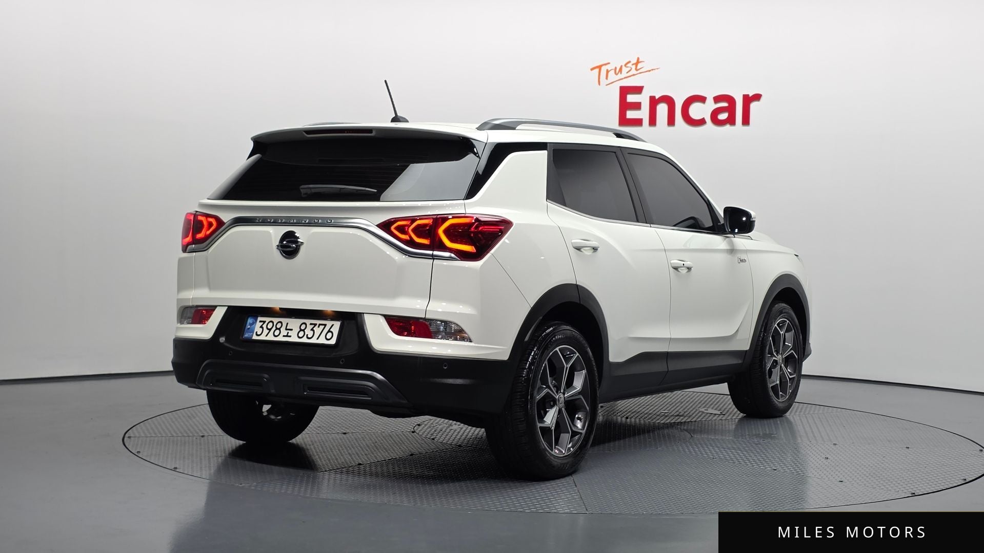 KG Mobility Beautiful Korando 2022 — миниатюра 2