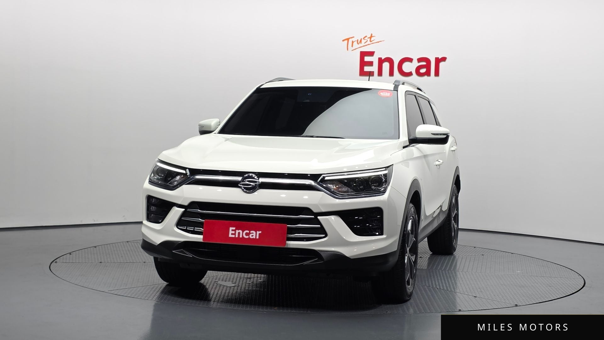 KG Mobility Beautiful Korando 2022 — миниатюра 3