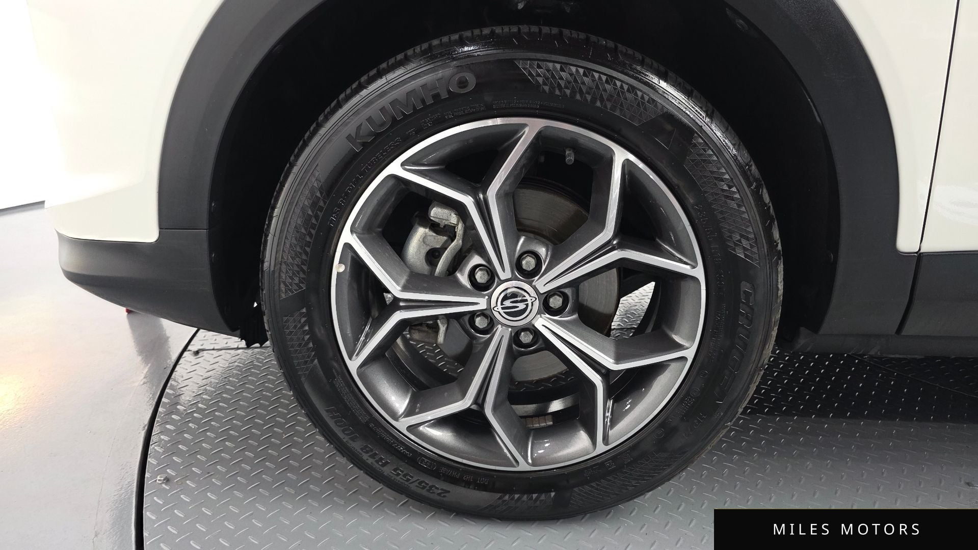 KG Mobility Beautiful Korando 2022 — миниатюра 5
