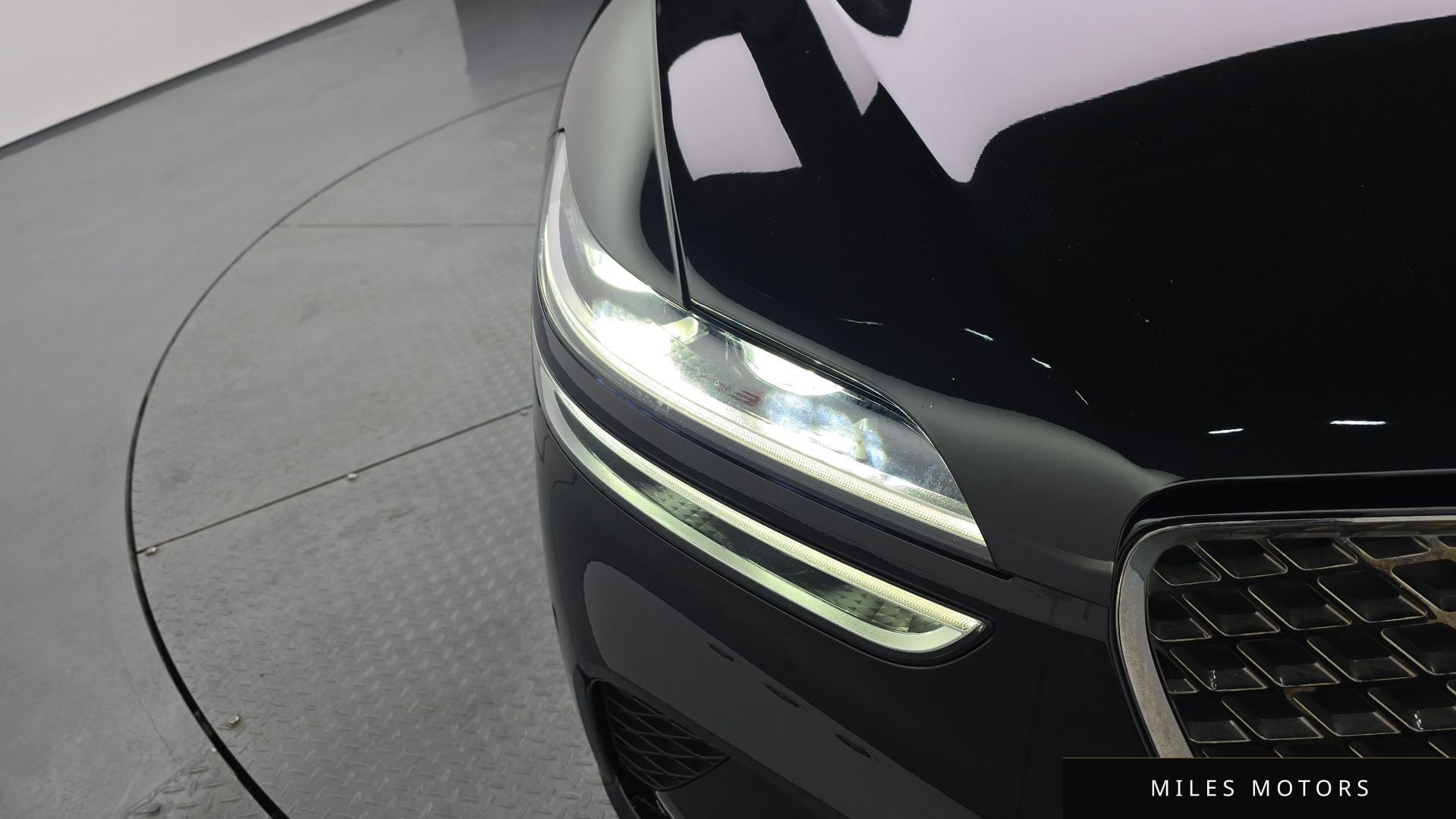 Genesis GV70 2021 — миниатюра 8