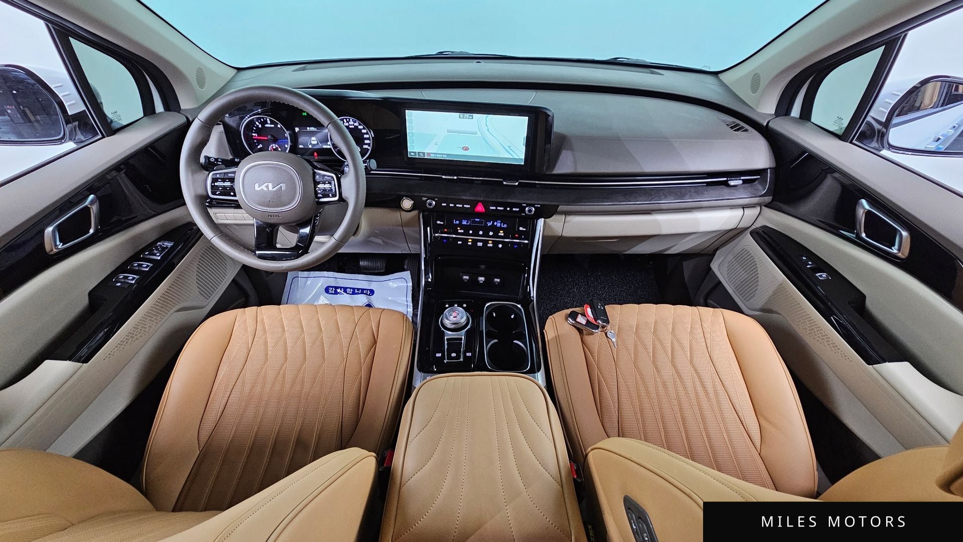 Kia Carnival 2023 — миниатюра 10