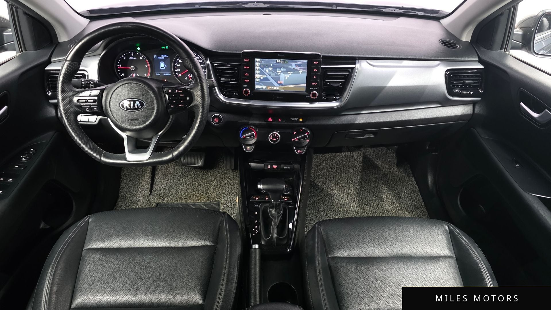 Kia Stonic 2018 — миниатюра 10