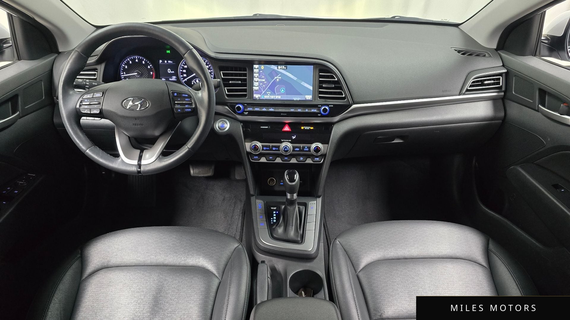 Hyundai AVANTE 2019 — миниатюра 10