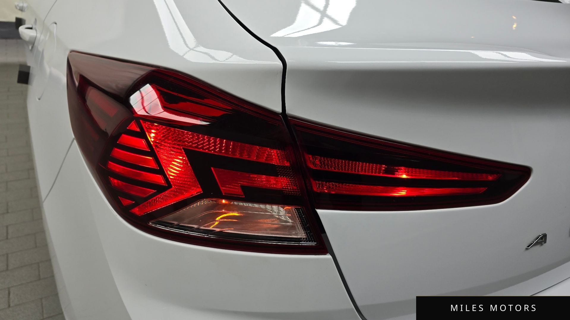 Hyundai AVANTE 2019 — миниатюра 9