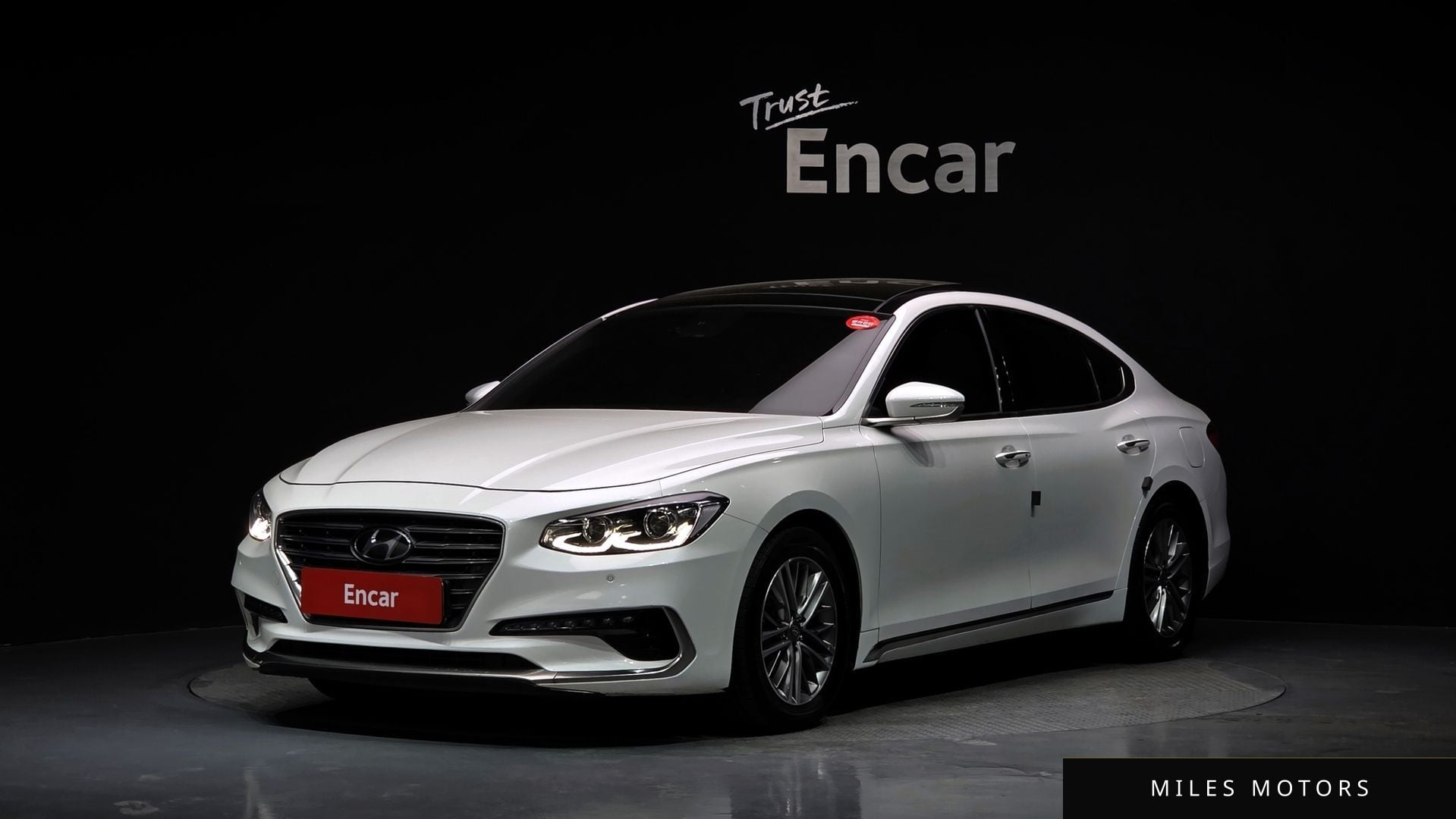 Hyundai Grandeur 2019 — фото 1 из 12