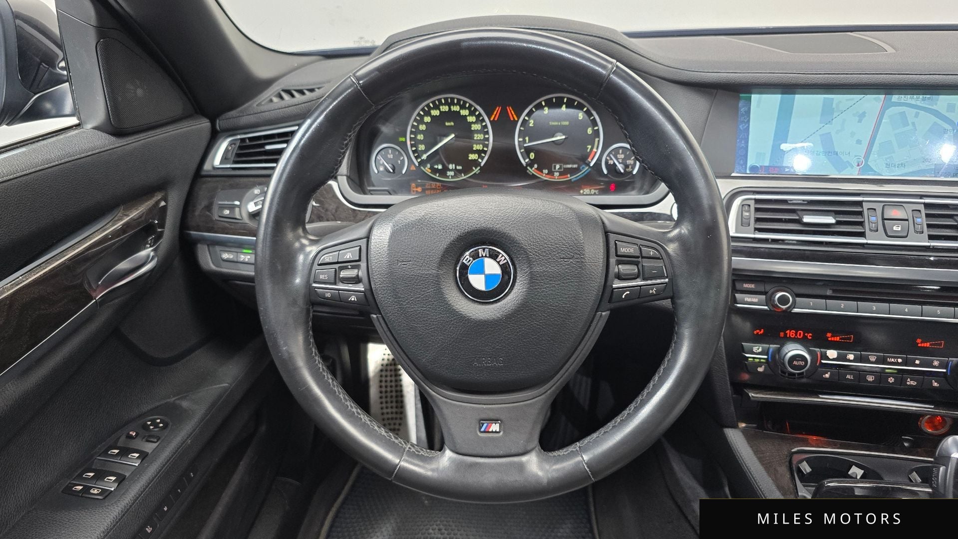 BMW 7 Series (F01) 2011 — миниатюра 12