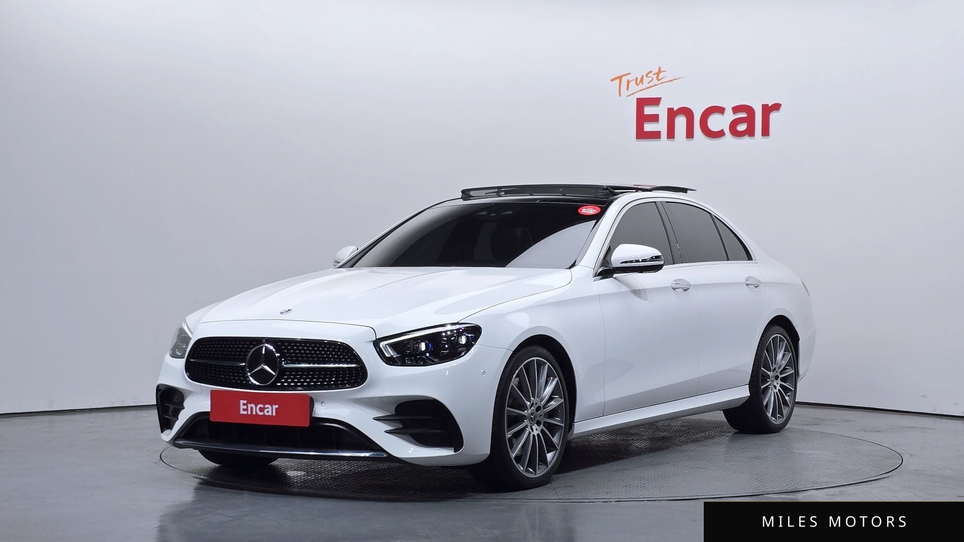 Mercedes-Benz E-Class W213 2022 — фото 1 из 12