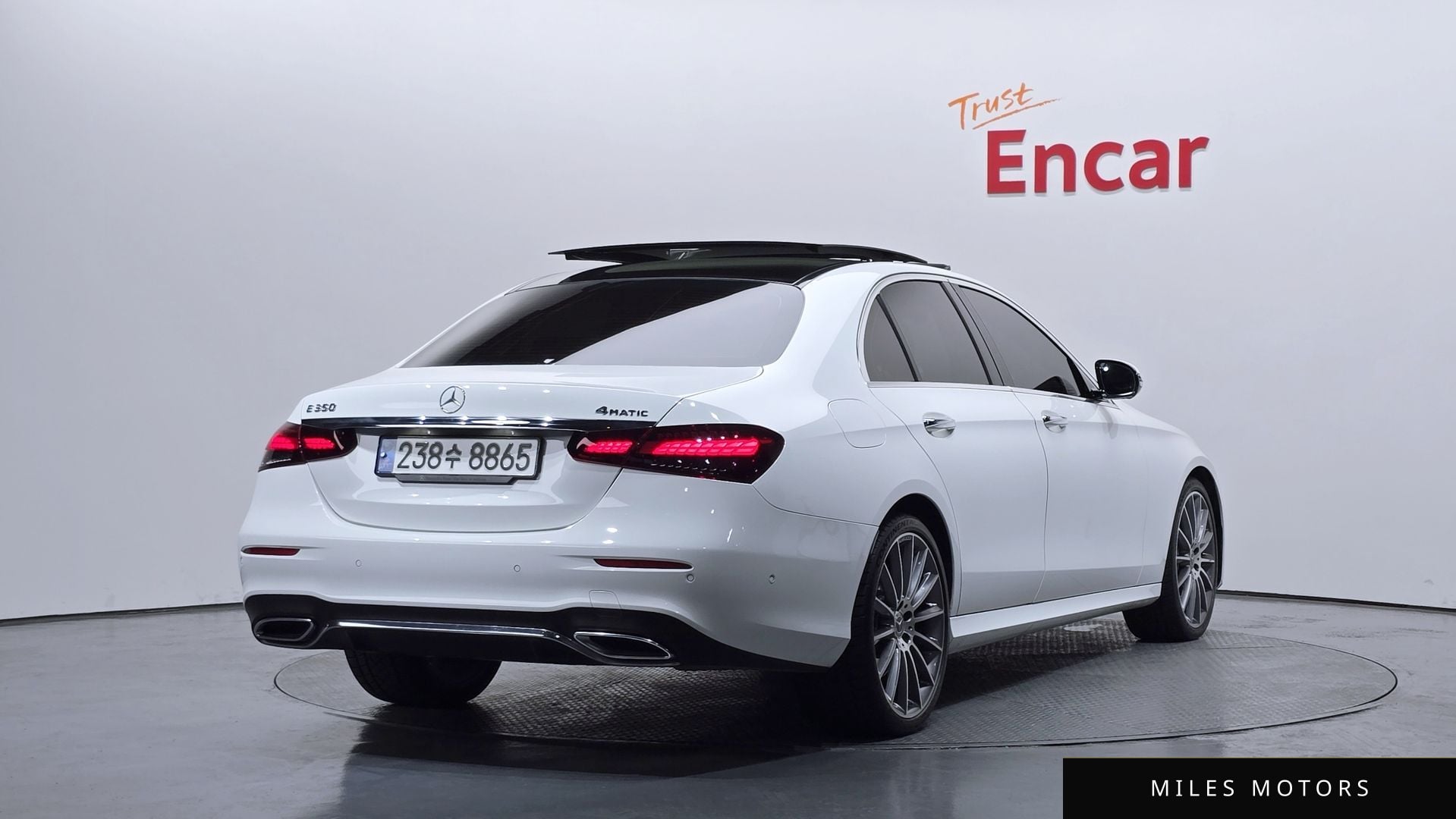 Mercedes-Benz E-Class W213 2022 — миниатюра 2