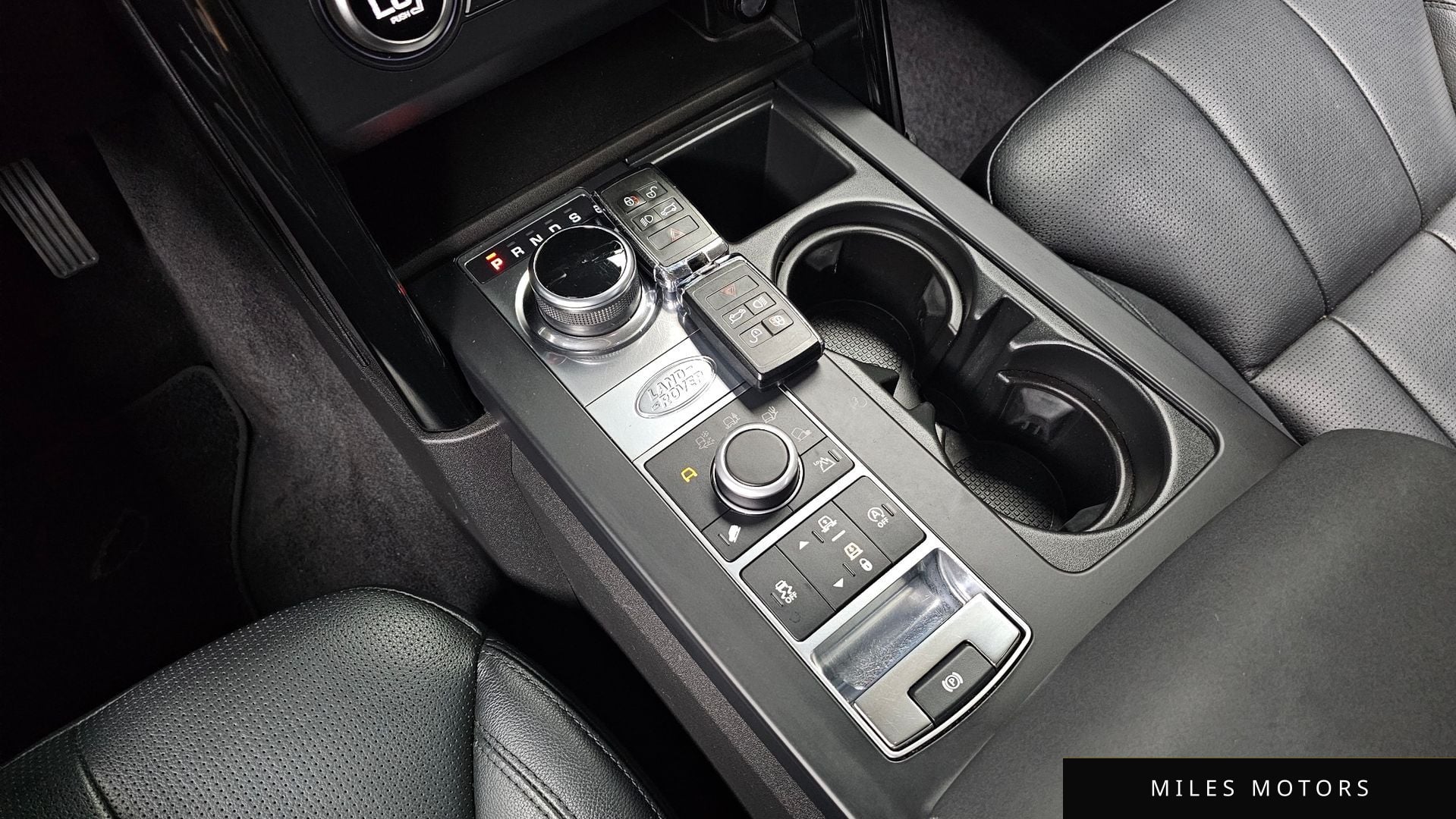Land Rover Discovery 2020 — миниатюра 9