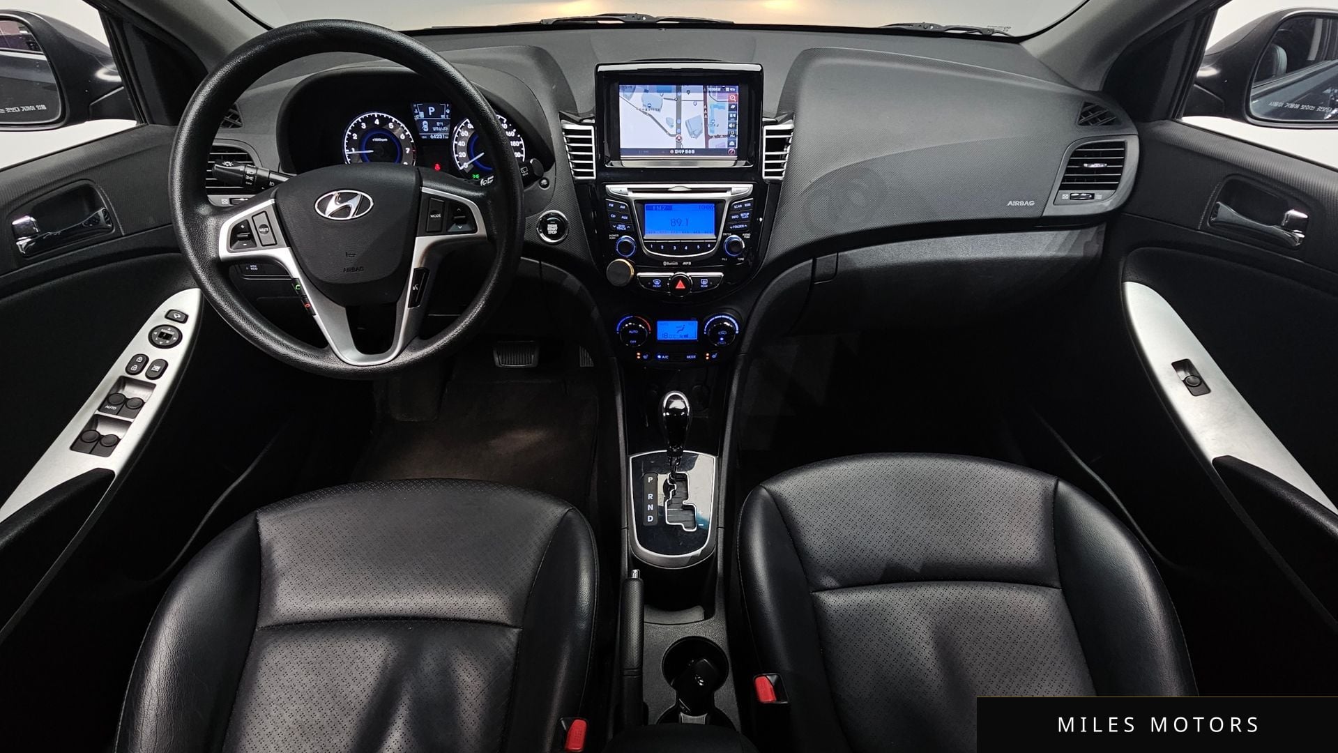 Hyundai Accent 2011 — миниатюра 10
