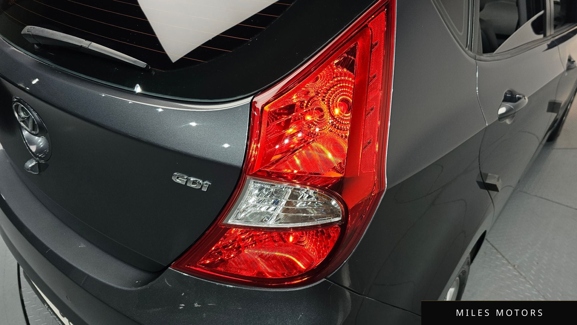Hyundai Accent 2011 — миниатюра 9