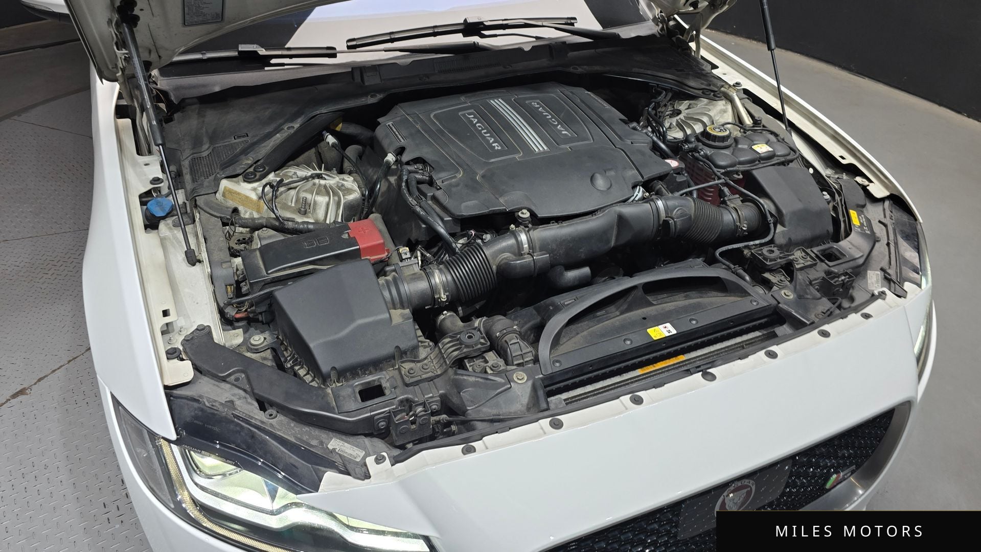 Jaguar XF (X260) 2017 — миниатюра 6