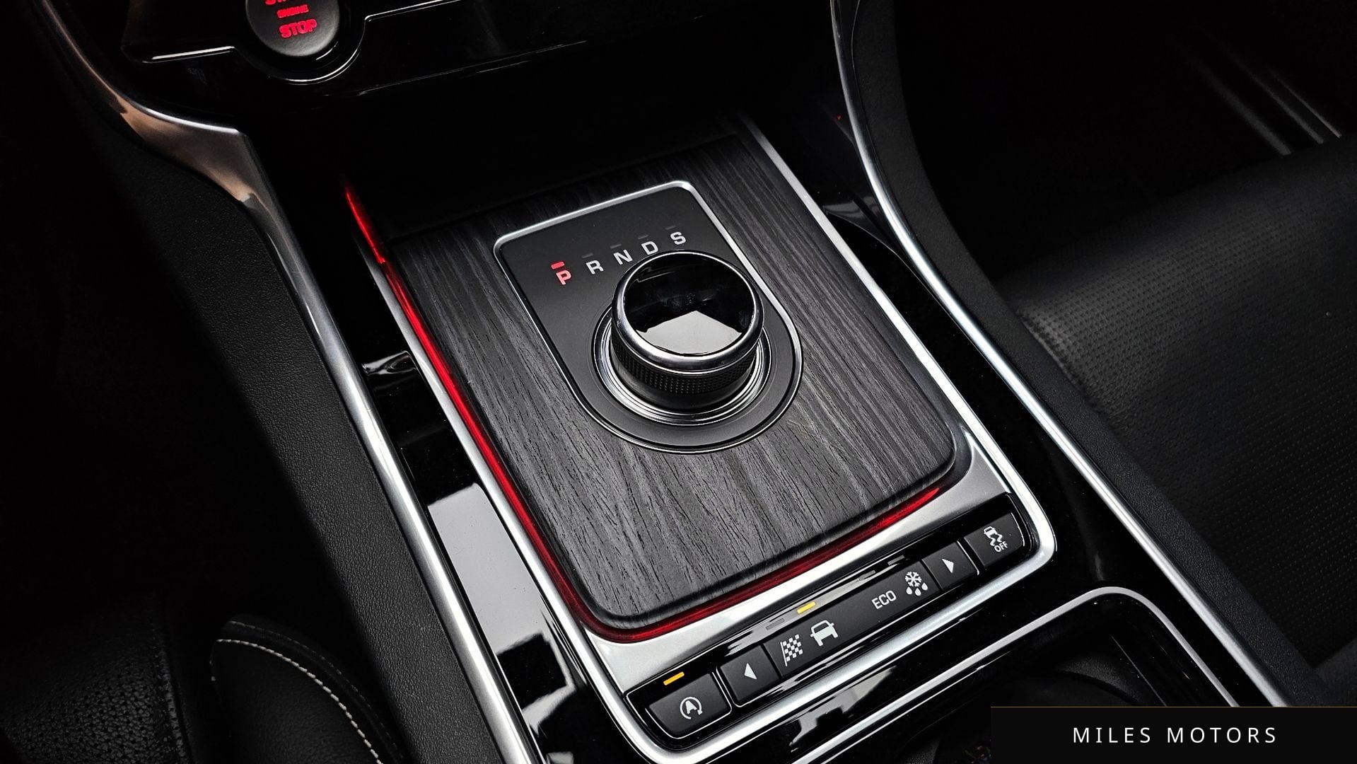 Jaguar XF (X260) 2017 — миниатюра 9