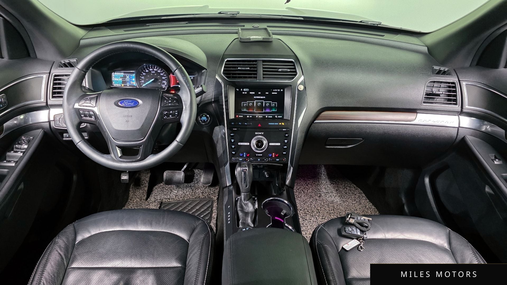 Ford Explorer 2019 — миниатюра 10