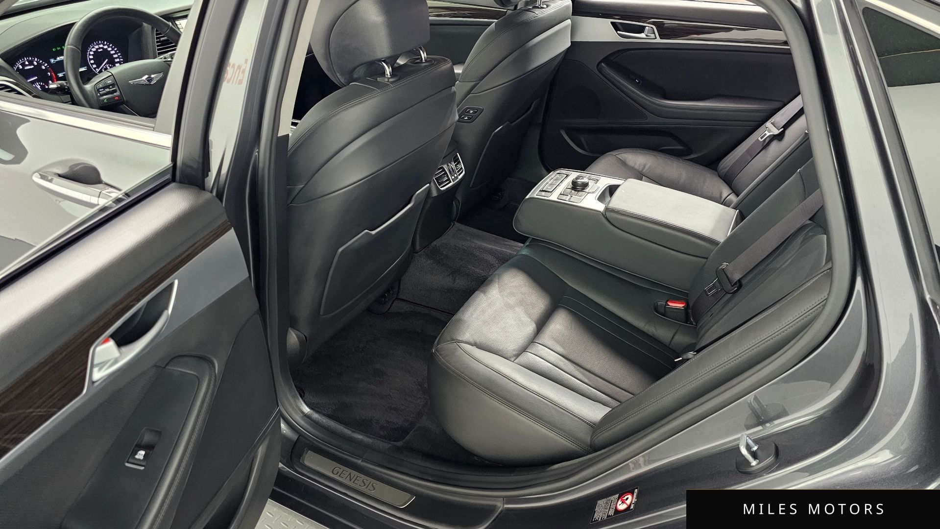 Genesis G80 2017 — миниатюра 12