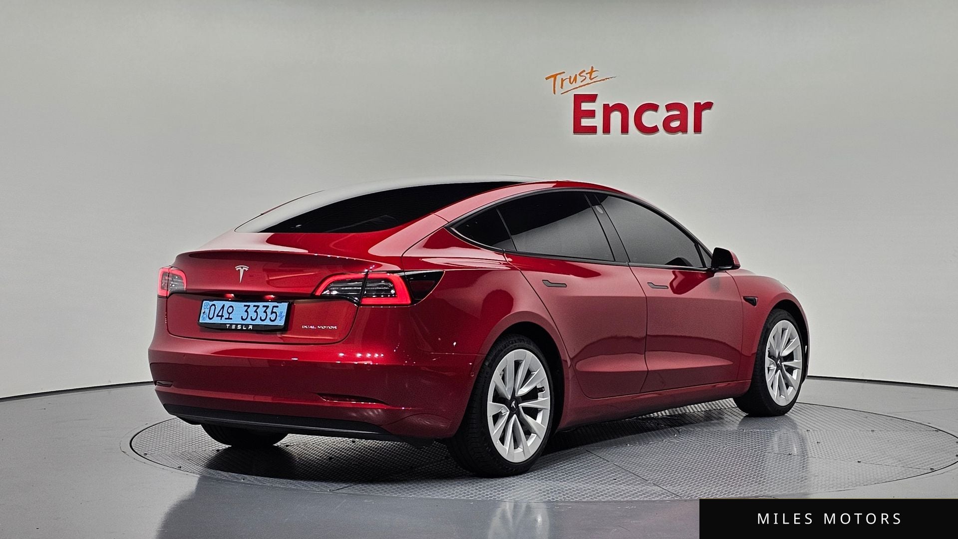 Tesla Model 3 2021 — миниатюра 2