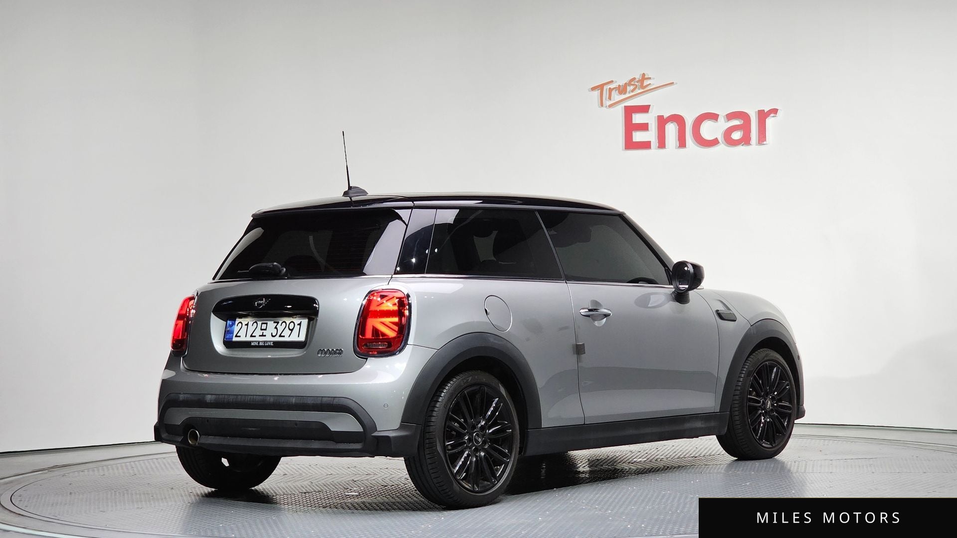 MINI Cooper 2024 — миниатюра 2