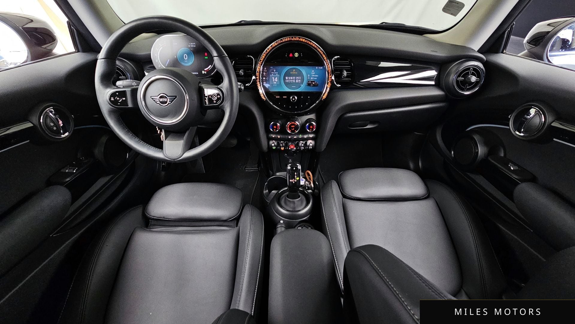 MINI Cooper 2024 — миниатюра 7