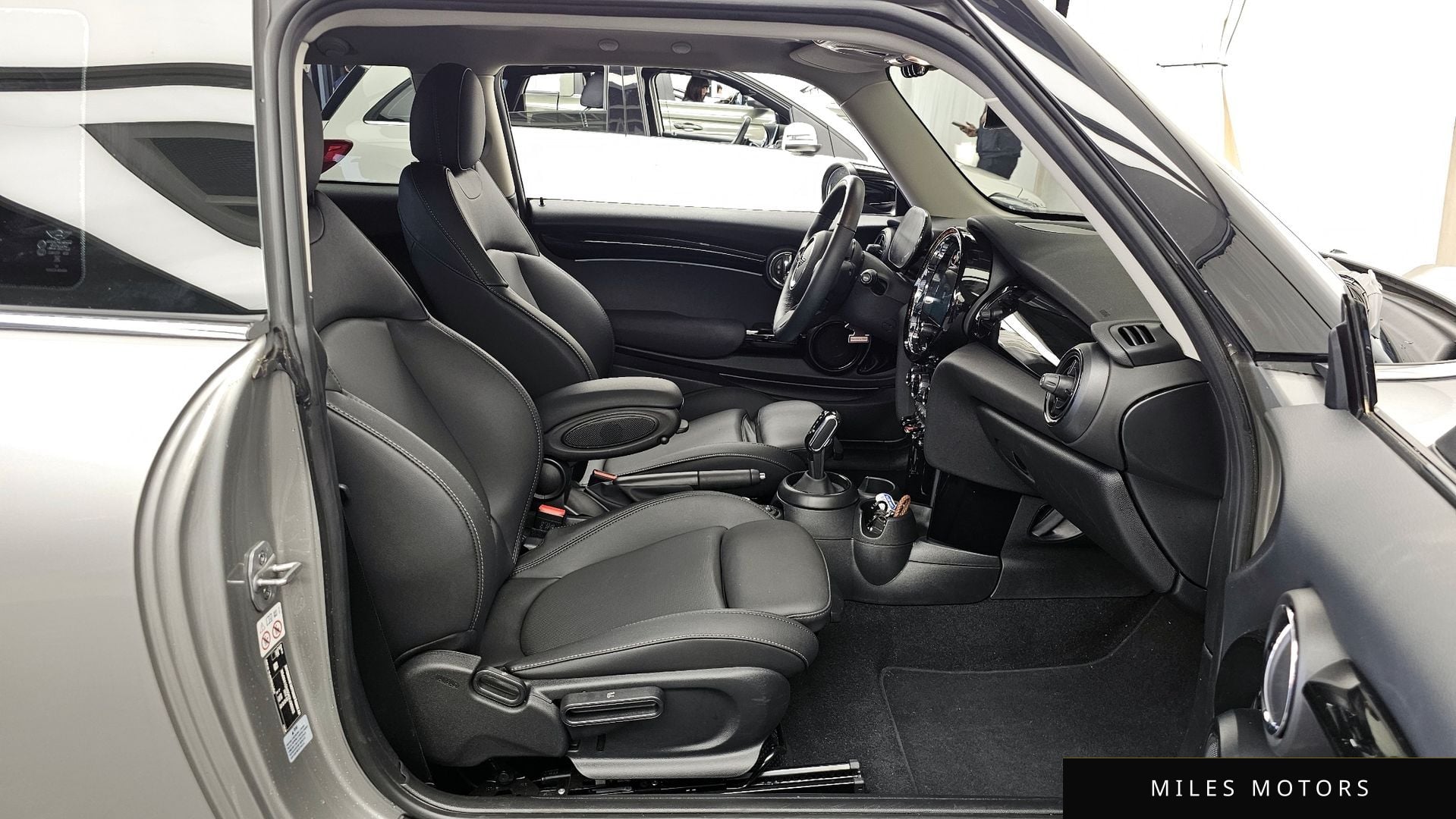 MINI Cooper 2024 — миниатюра 11