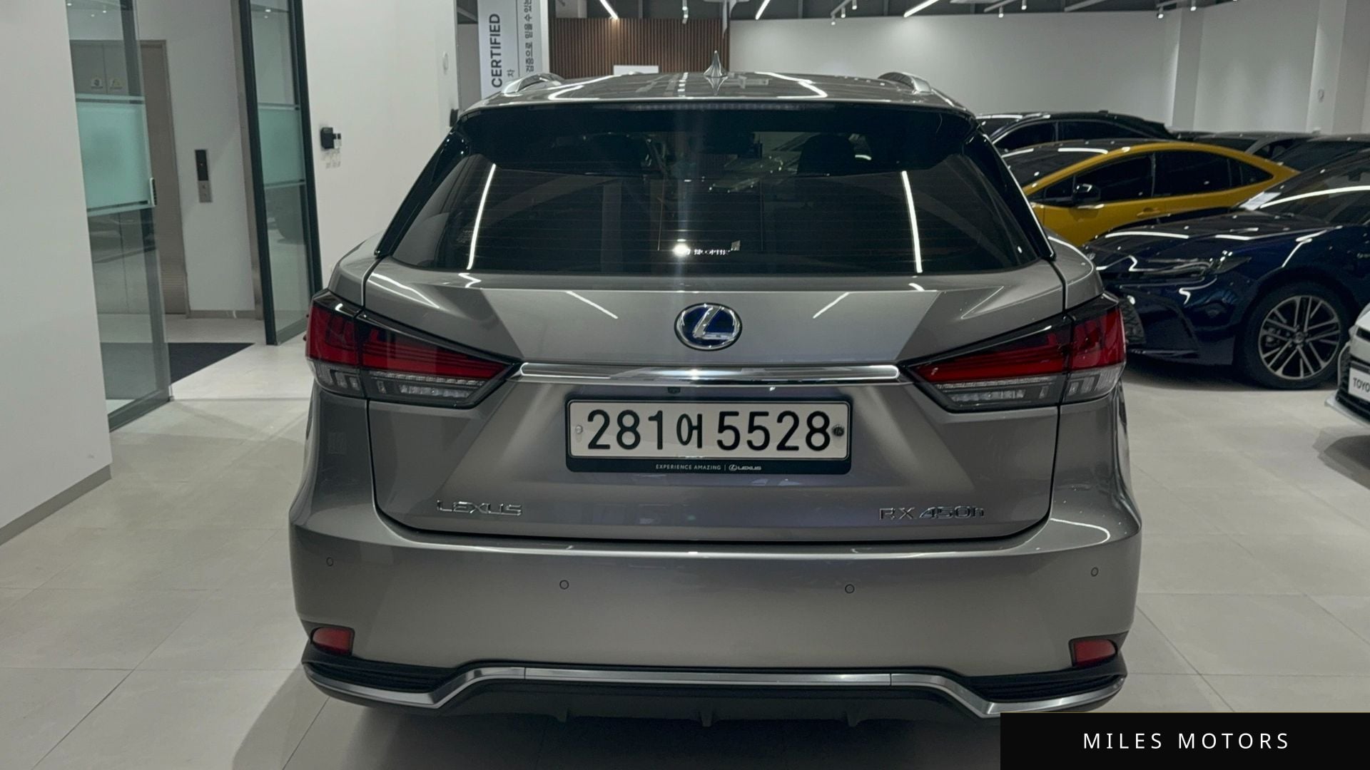 Лексус RX450h 2021 — миниатюра 4