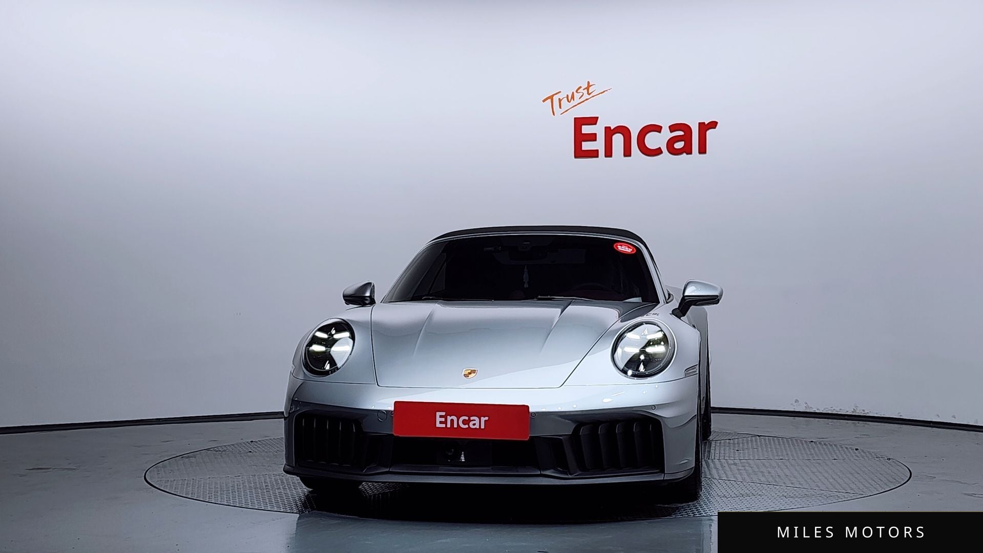 Porsche 911 (992) 2025 — миниатюра 3