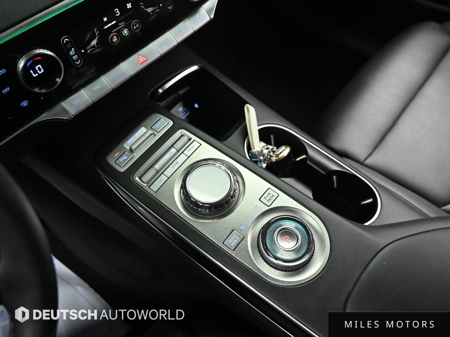 Genesis GV70 2022 — миниатюра 9