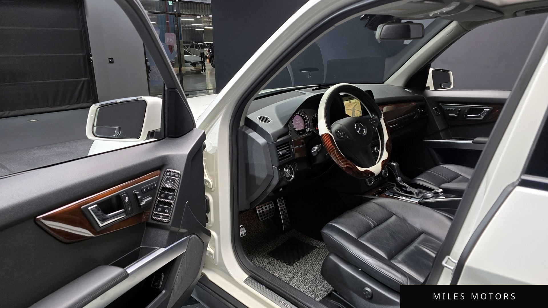 Mercedes-Benz GLK-Class 2011 — миниатюра 10