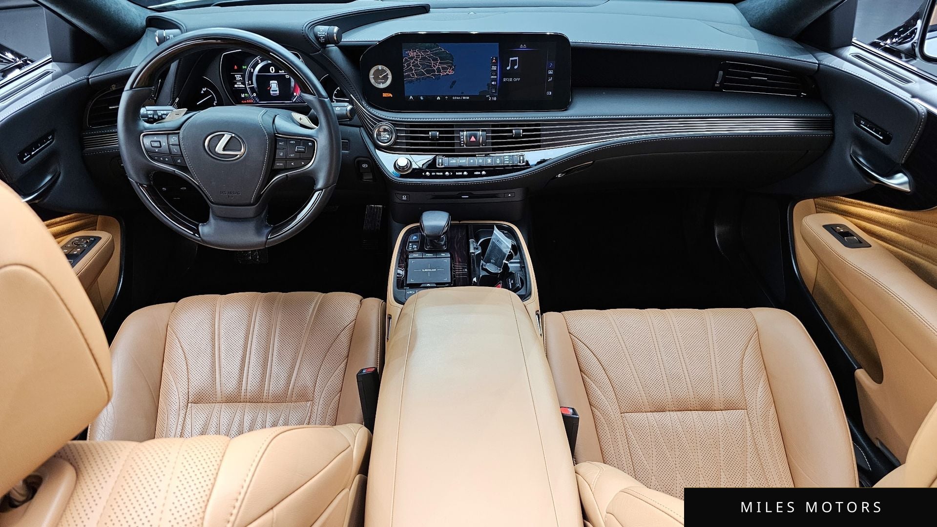 Лексус LS500 2022 — миниатюра 10