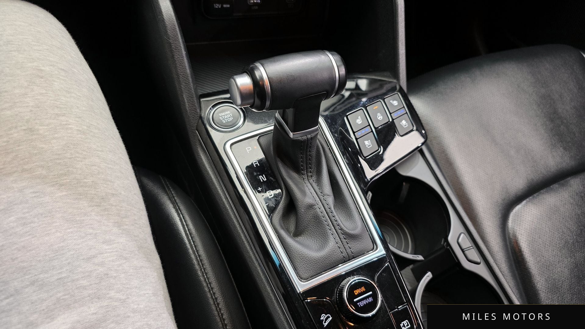 Kia Sportage 2023 — миниатюра 12