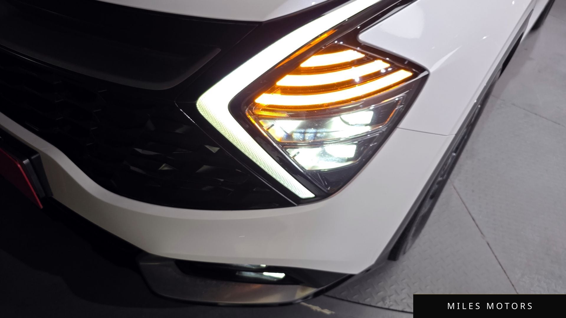 Kia Sportage 2023 — миниатюра 8