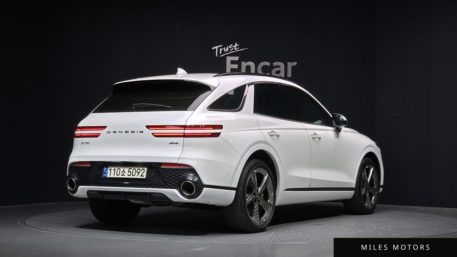 Genesis GV70 2022 — миниатюра 2