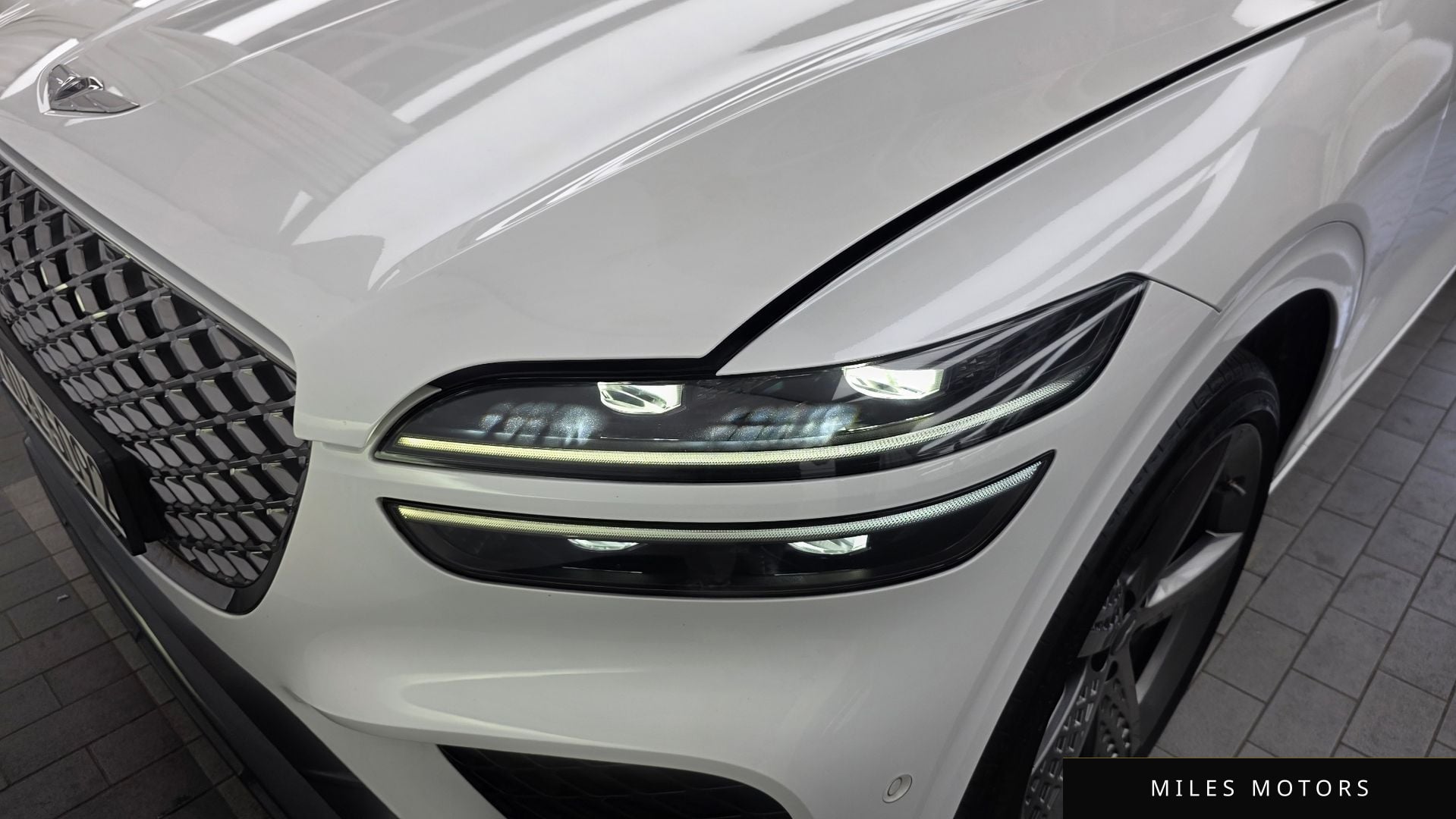 Genesis GV70 2022 — миниатюра 8