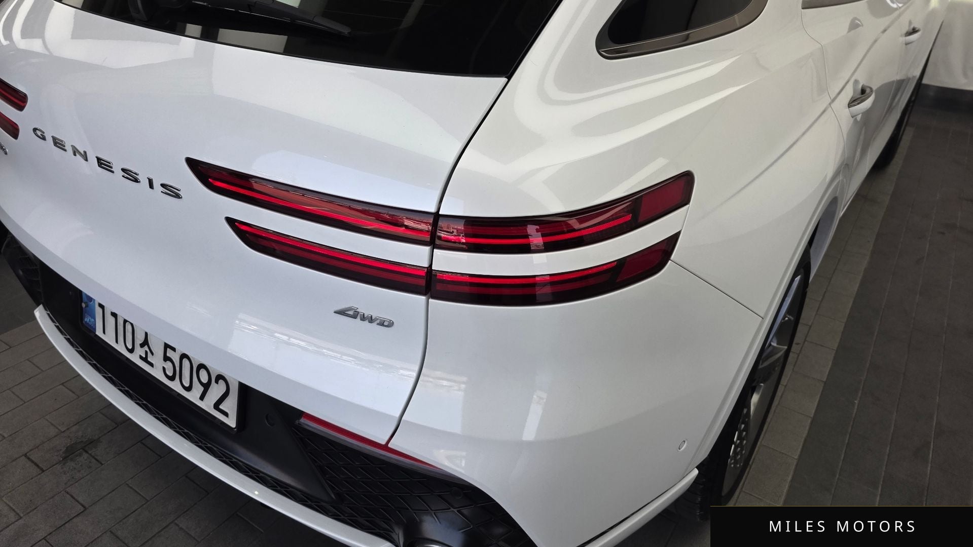 Genesis GV70 2022 — миниатюра 9