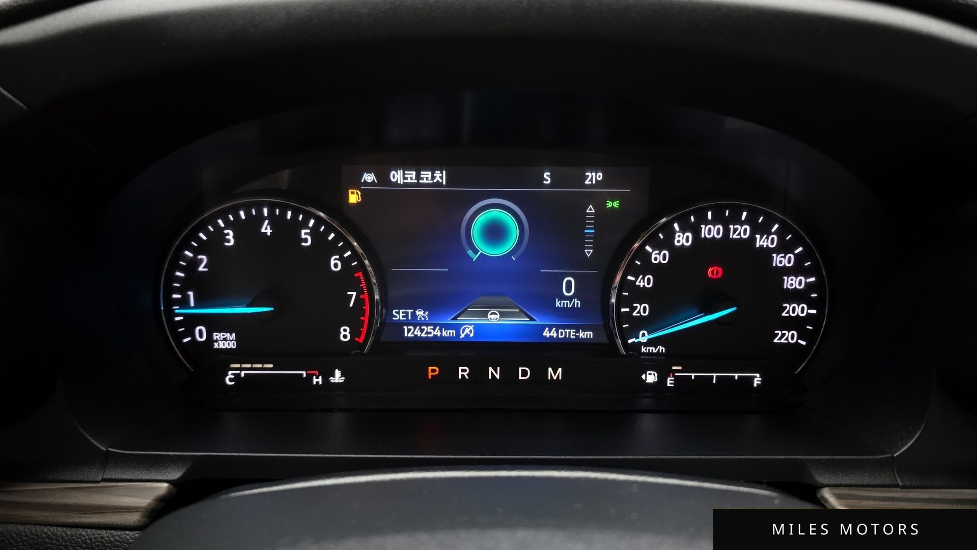 Ford Explorer 2020 — миниатюра 11