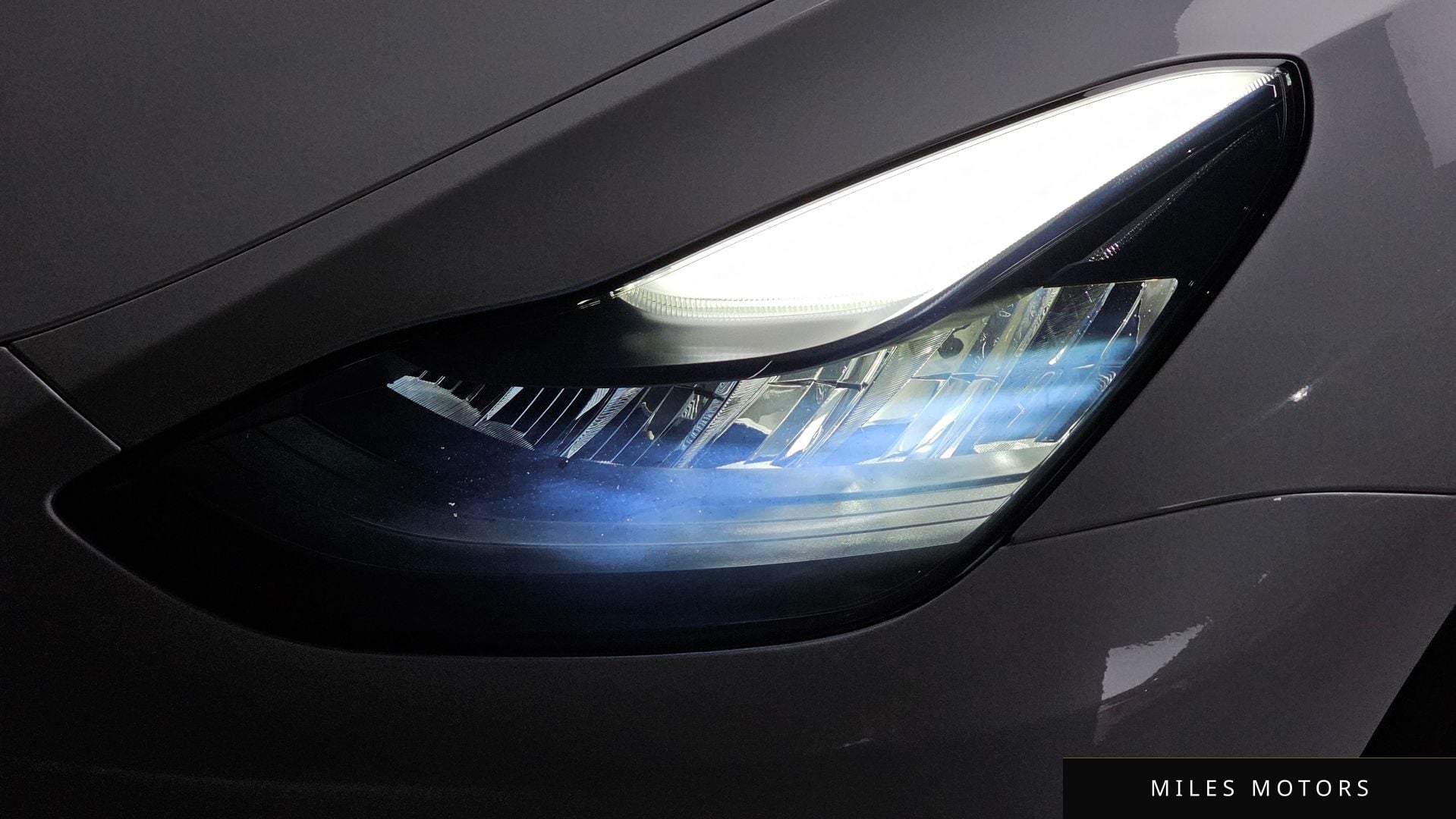 Tesla Model Y 2021 — миниатюра 8