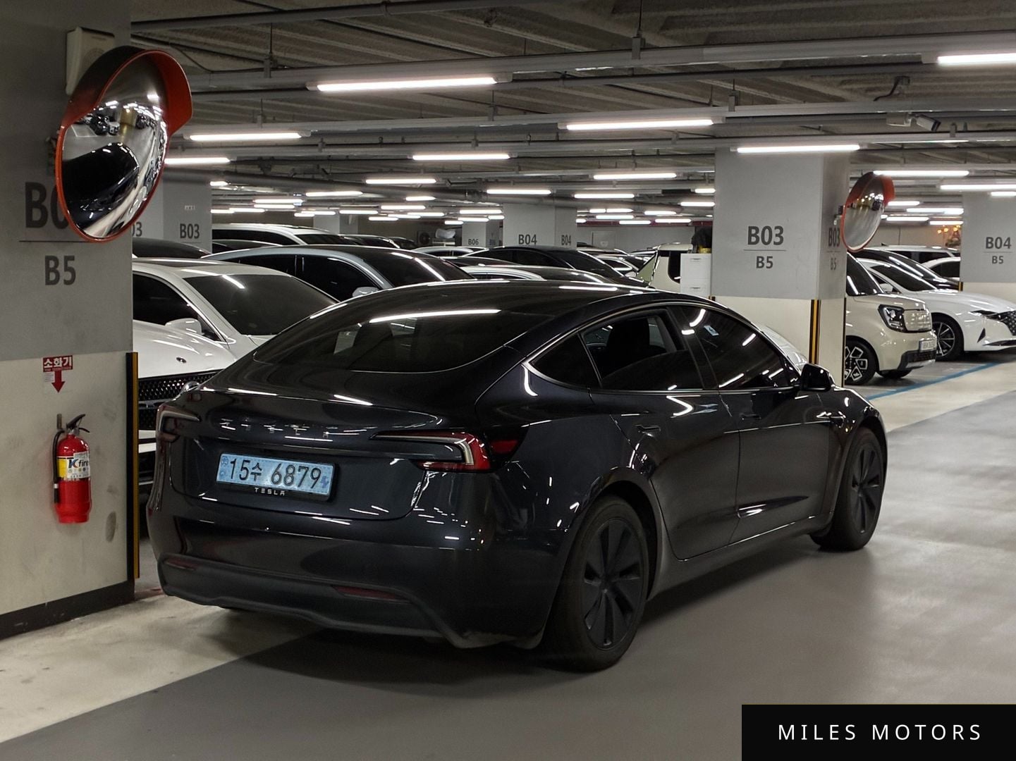 Tesla Model 3 2025 — миниатюра 5