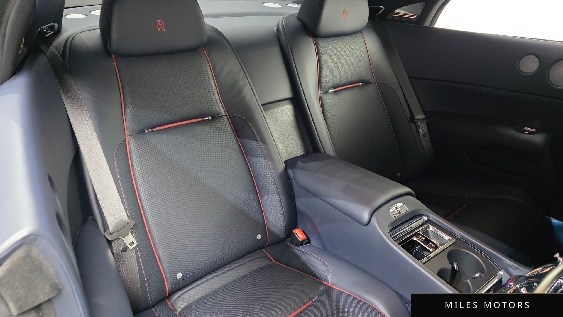 Rolls-Royce Wraith 2020 — миниатюра 11