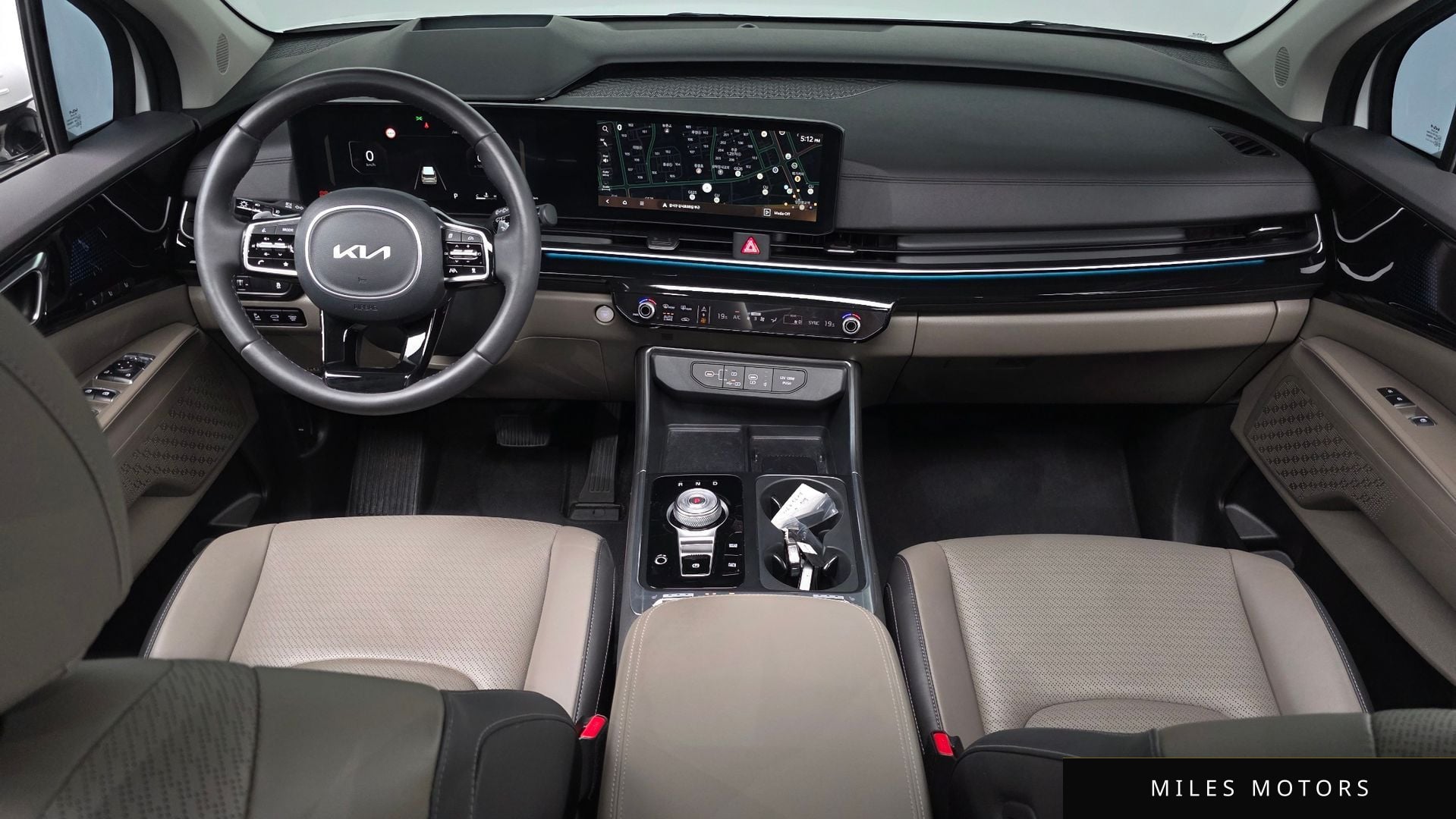 Kia Canival 2025 — миниатюра 9