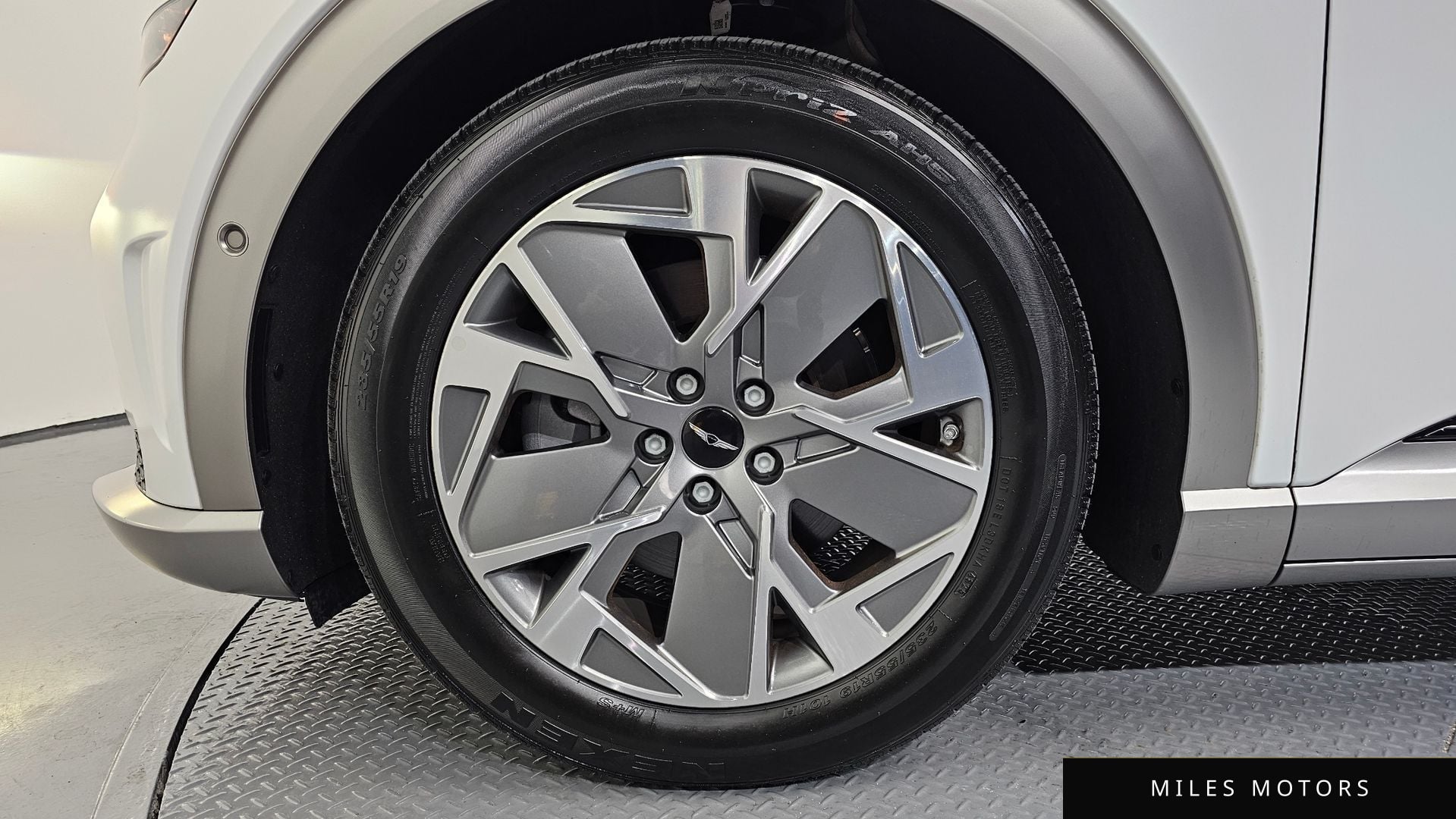 Genesis GV60 2022 — миниатюра 5